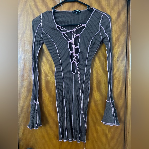 FN Lace Up Dress - Picture 4 of 5
